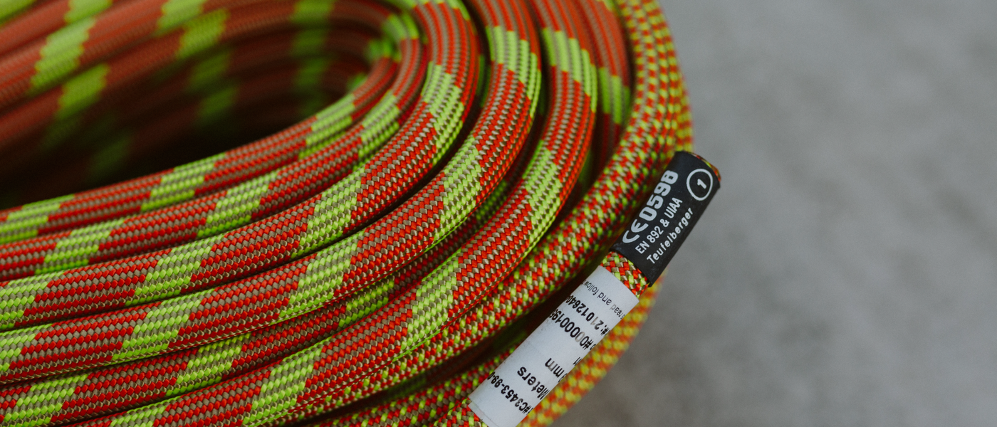 Climbing rope showing certifications and safety.